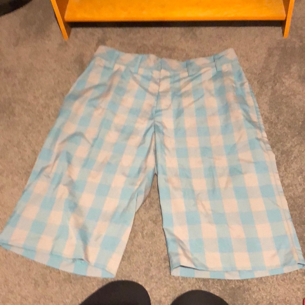 Addias golf shorts